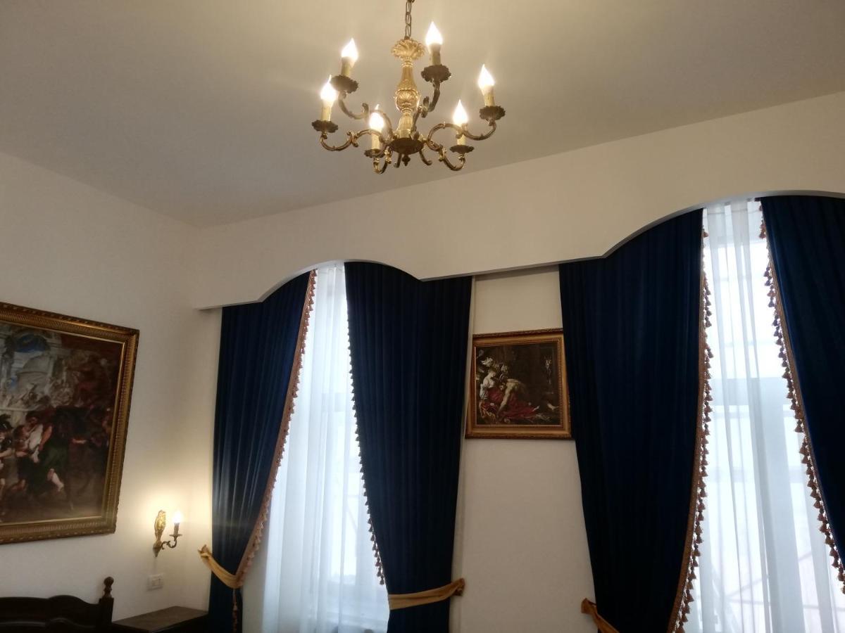 Weiss Little Palace Braşov Extérieur photo