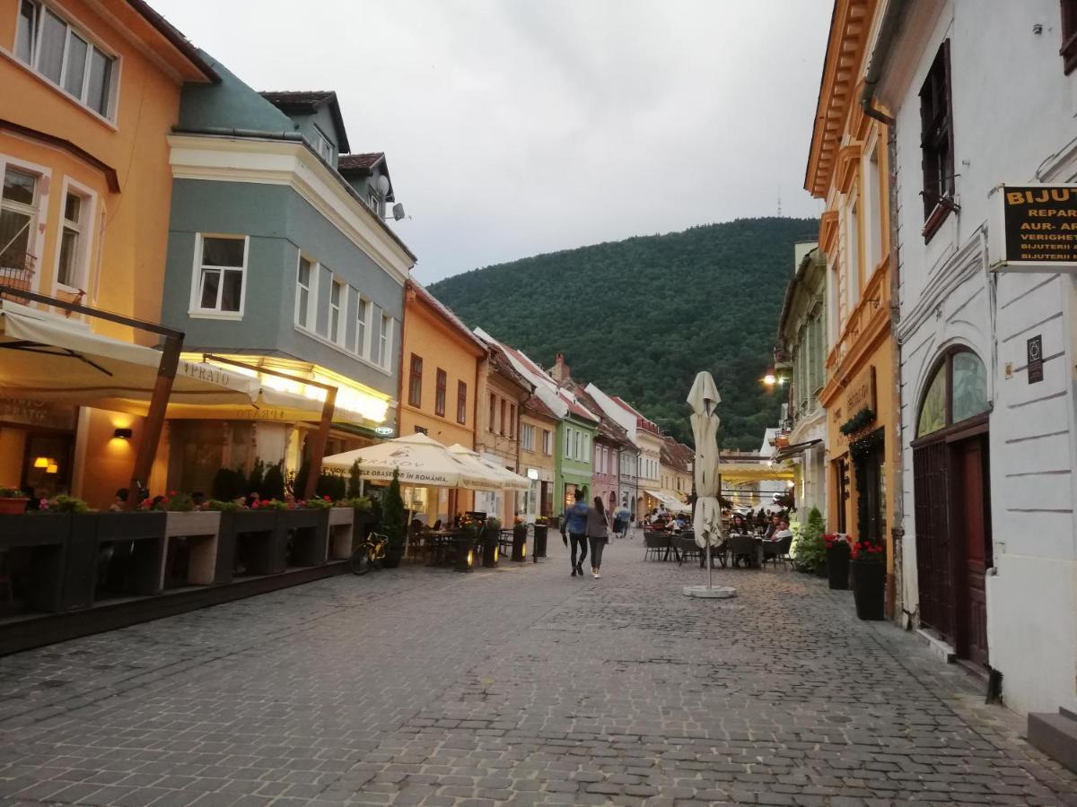 Weiss Little Palace Braşov Extérieur photo