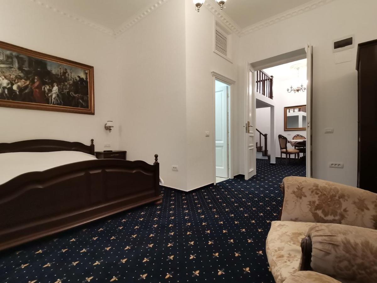 Weiss Little Palace Braşov Extérieur photo
