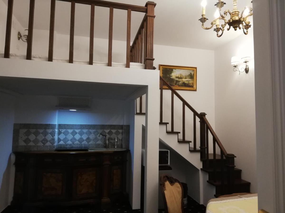 Weiss Little Palace Braşov Extérieur photo