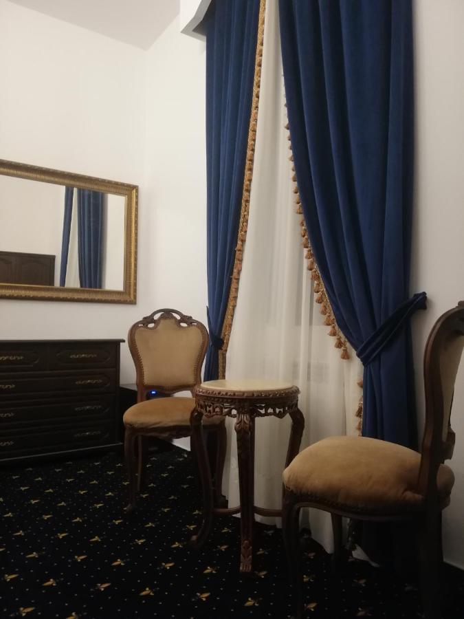 Weiss Little Palace Braşov Extérieur photo