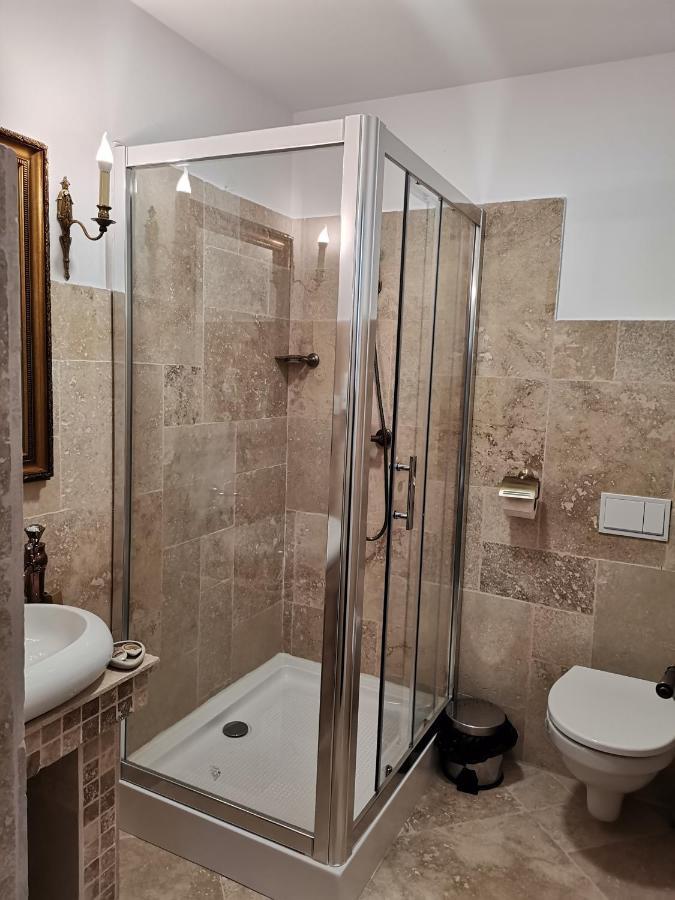 Weiss Little Palace Braşov Extérieur photo